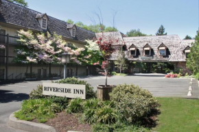 Riverside Inn